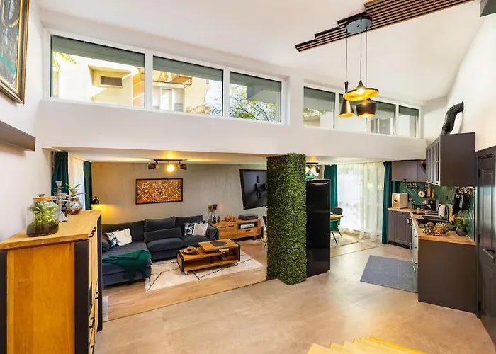 Casa Di Marko Stylish In The Center דירה *