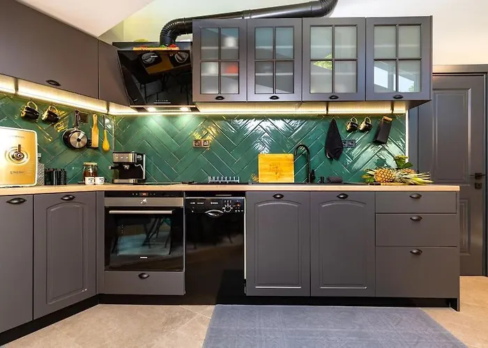 Casa Di Marko Stylish In The Center דירה